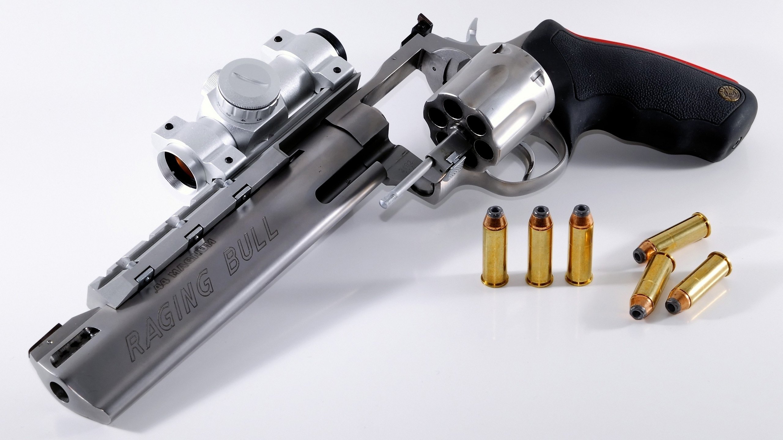 MILANSPORT入口-大学篮球运动员综合素质提升计划助力人才全面发展，大学生篮球运动员的体能训练